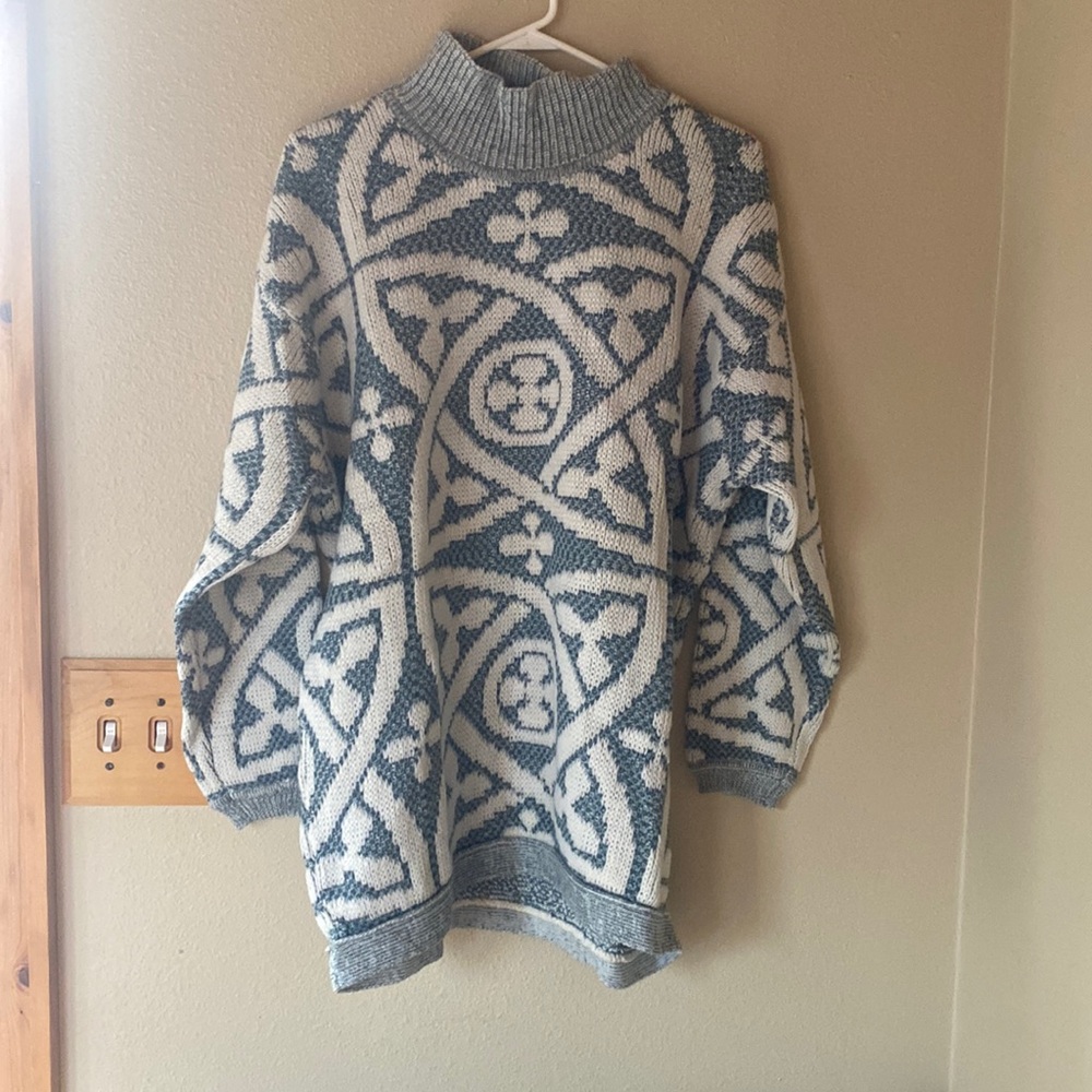 Esprit 100% wool sweater M (would fit L too)